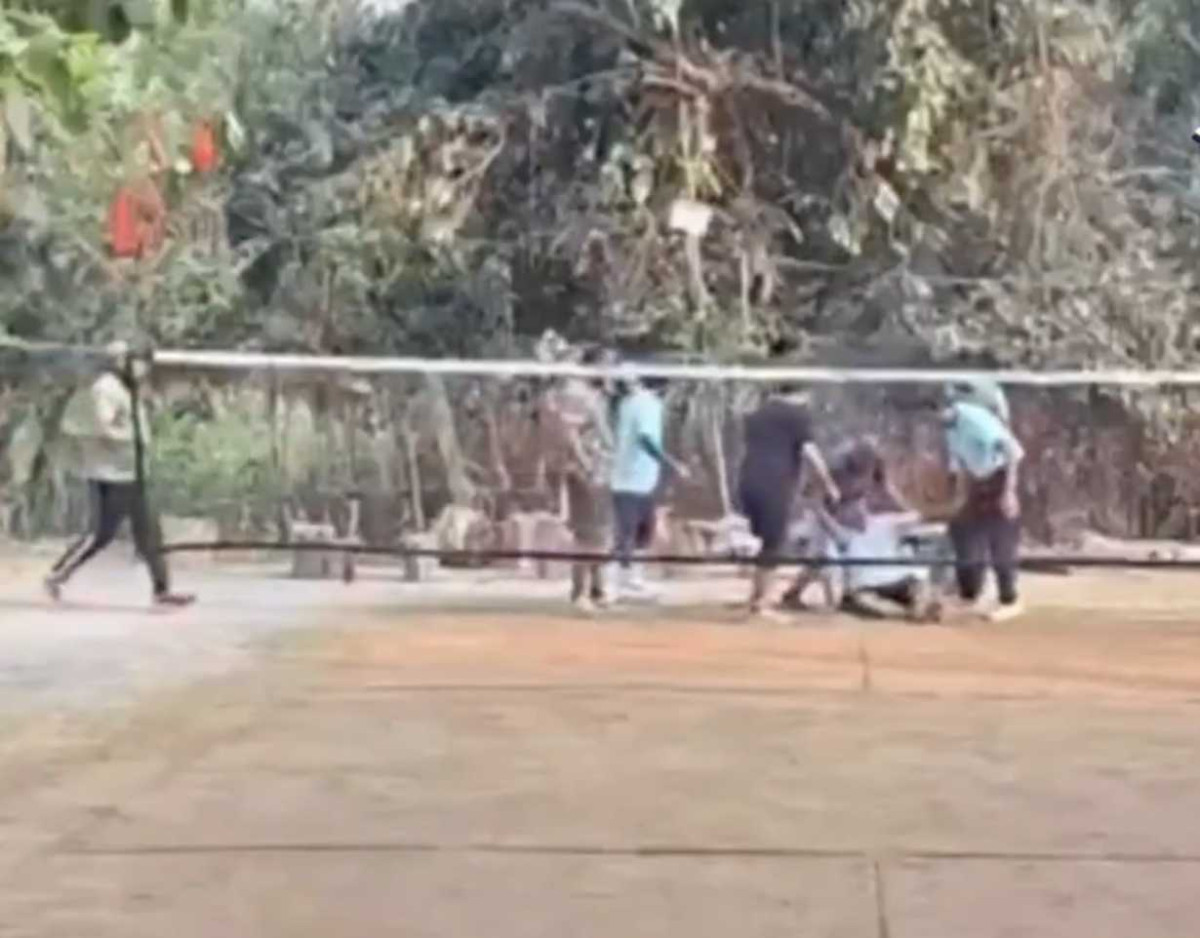 Fatal Collapse on Court: Raipur Businessman Suffers Deadly Cardiac ...