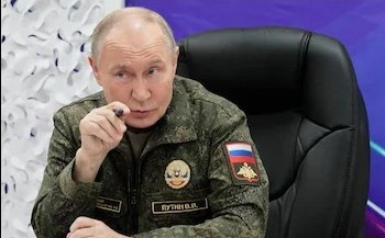 Putin In Army Putin Makes Rare Frontline Visit in Military Uniform as Commanders ...