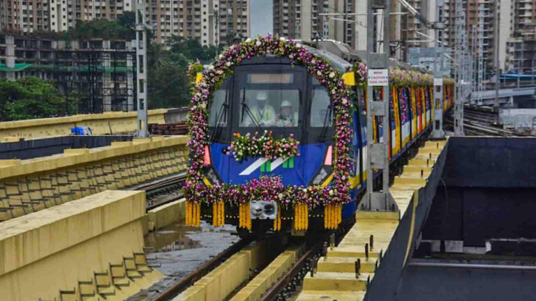 Mumbai Metro Launch Sees Stark Contrast in Ridership as Line 9 Triumphs ...