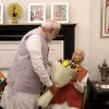 PM Modi meets BJP veteran Advani to extend wishes on his birthday