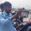 Street-Side Standoff: Viral Footage of Noida Fare Dispute Triggers Outcry Over Gig Worker Vulnerability