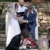 Best Man Collapses Mid-Wedding in Texas as Ceremony Continues, Viral Video Sparks Debate
