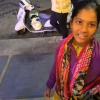 Young Flower Seller’s Powerful Message on Self-Respect Wins Millions of Hearts Online
