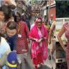 Govinda Visits Lalbaugcha Raja With Co-Star, Kashmera Shah’s Post Goes Viral
