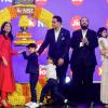Mukesh Ambani Celebrates Reliance IPO With Drone Show, Music and Lavish Gala