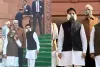 Opposition Leaders Stage Demonstration in Parliament Complex Over Delhi’s Toxic Air Crisis