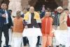 Rajnath Singh and Chief Minister Yogi Adityanath Offer Prayers at Ayodhya’s Hanumangarhi Temple
