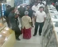 Rahul Visits Sweet Shop, Purchases A Kilo Of His 'Favourite' Gulab Jamun Amid Campaign Break In TN