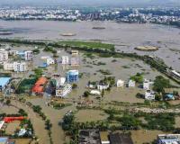 Sri Lanka Promotes Thousands of Students Without Exams as Cyclone Damage Forces 640 Schools to Remain Closed