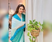 Divyanka Tripathi follows Neena Gupta, openly asks for voice-over work on social media