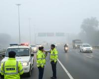 Noida Police Step Up Fog Safety Drive, Urge Motorists to Slow Down on Highways