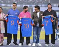 Chants on Air Quality Greet Delhi Chief Minister Rekha Gupta at Stadium Event