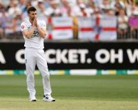England Suffer Major Blow as Mark Wood Ruled Out of Ashes After Fresh Knee Injury