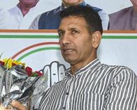 Congress Accuses Madhya Pradesh Govt of Ignoring Farmers as Chief Minister’s Foreign Trips Draw ₹34-Crore Spend