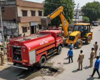 Fire Engine Sinks Into Drain Outside Unnao Police Station, Pulled Out With Municipal JCB