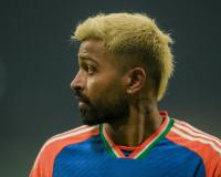 There is no other player like Hardik Pandya in Indian team, says Sanjay Bangar