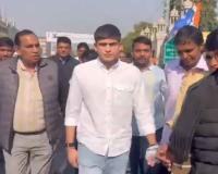 Sachin Pilot Takes to Jaipur Streets With His Son to Demand Protection of the Aravalli Range