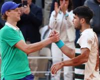 'They play incredible tennis,' Federer hails Alcaraz-Sinner rivalry ahead of Aus Open