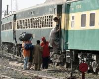 Pakistan: Unidentified attackers blow up railway track in Balochistan