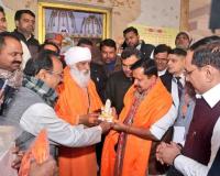 BJP National Executive President Nitin Nabin Visits Iconic Hanuman Temple to Seek Blessings