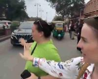 Hand Signals and Hawa Mahal: Viral Footage of Russian Tourists Highlights India’s Pedestrian Paradox