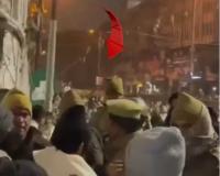 Midnight Stir in Old Delhi as SP MP Mohibullah Nadwi Makes Surprise Appearance at Turkman Gate