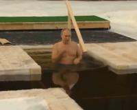 Putin Braves Sub-Zero Temperatures to Mark Orthodox Epiphany in Traditional Ritual