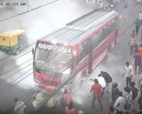 Heroic Bystanders Avert Tragedy as Private Bus Ignites Near Kerala Petrol Pump