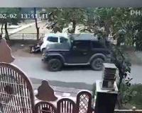 Reckless Mahindra Thar Collision Sparks Safety Concerns in Greater Noida