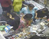 Burqa-Clad Theft Gang Strikes Near Police Post in Muzaffarnagar’s Busy Shiv Chowk