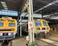 Mumbai’s Commuter Revolution: First Non-AC Local with Automatic Doors Arrives at Kurla