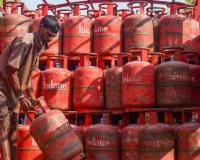 Government Assures Uninterrupted Fuel Supply Amid West Asia Tensions; Major Relief Measures Announced for Textile and Industrial Sectors