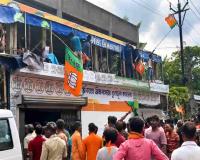 BJP Secures Landslide Win in Bengal With 207 Seats Amid Post-Poll Violence at TMC Offices