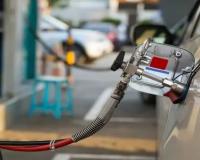CNG Price Hike in Mumbai: Mahanagar Gas Raises Rates to Rs 84 Per Kg Amid Cost Pressures; Auto Unions Demand Fare Revision