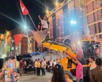 Bulldozer Incident Sparks Tension in Kolkata’s Historic New Market After BJP’s Electoral Victory