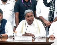 Siddaramaiah Rules Out National Role After Resignation, Rejects Rajya Sabha Offer Amid Karnataka Power Shift