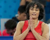 Supreme Court Grants Vinesh Phogat Relief, Allows Participation in 2026 Asian Games Selection Trials