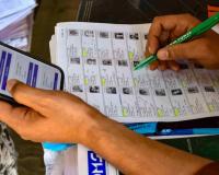 Voter Roll Operation Intensifies Across Mumbai as Political Workers Become Crucial Link in Electoral Revision Drive