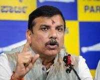 Mass Defection of 58 MLAs Throws Trinamool Congress Into Political Turmoil as AAP MP Sanjay Singh Accuses BJP of Engineering Party Splits