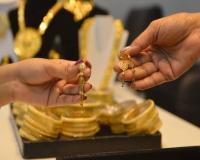 Gold and Silver Prices Plunge Sharply Amid Global Market Volatility and Geopolitical Tensions
