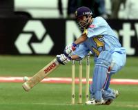 Sachin Tendulkar Turns Aircraft Aisle into Cricket Pitch in Mid-Air Batting Moment