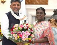 President Droupadi Murmu Meets Karnataka Chief Minister D K Shivakumar at Rashtrapati Bhavan
