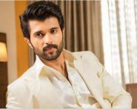 Vijay Deverakonda’s Surprise Appearance in Sing Geetham Creates Buzz as Film Wins Praise