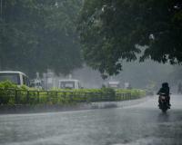 IMD Issues Rain, Thunderstorm and Strong Wind Alert for 16 States; Monsoon Progress Remains Delayed in Delhi