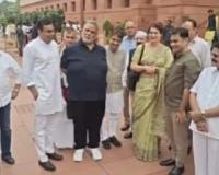 Priyanka Gandhi Reacts as Trinamool MP Displays ‘20 Traitors’ Poster in Parliament