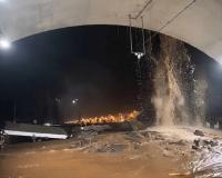 Landslide Disrupts Newly Inaugurated Mumbai–Pune Expressway Missing Link; Traffic Diverted Amid Monsoon Chaos