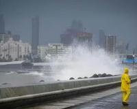 Maharashtra Rain Havoc: Relentless Monsoon Downpour Disrupts Normal Life, Mumbai Metropolitan Region Remains on High Alert