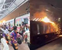 Snapped Overhead Wire Sparks Panic at Kolkata’s Dakshineswar Railway Station