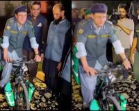 Karachi Bicycle Ambulance Sparks Online Debate Over Innovation and Urban Emergency Response