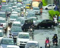 Delhi Traffic Collapses After 16mm Rain as Flyover Work and Kanwar Yatra Trigger Gridlock